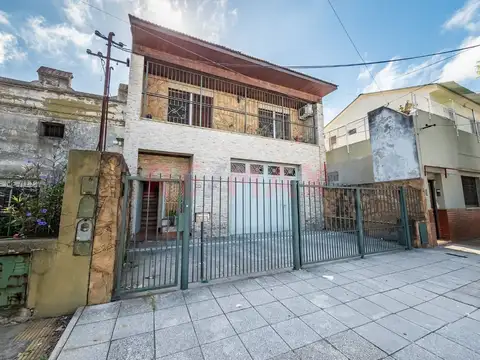 VENTA CASA DEPOSITO AVELLANEDA