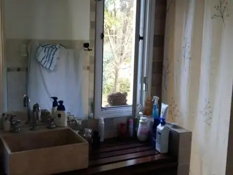 Casa en Alquiler Temporal con 4 cocheras