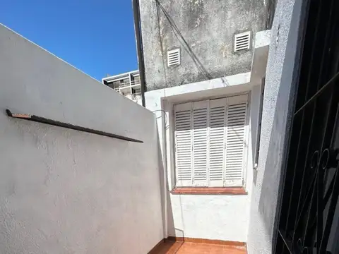Depto Tipo Casa en Alquiler de 3 ambientes