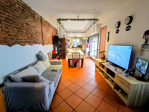 Venta Casa 4 Ambientes con Pileta en Quilmes Centro