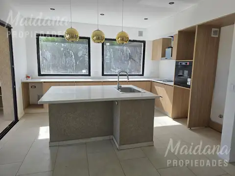 Oldman 704, Haras Santa Maria, Barrio El Molino