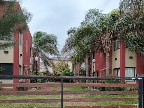 Depto Tipo Casa en Venta de 1 dormitorio