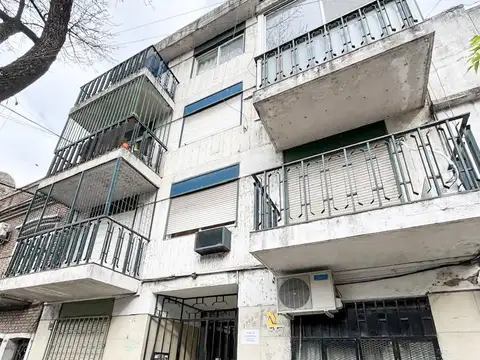 Venta Monoambiente con Patio. Sarmiento/Pellegrini - Rosario