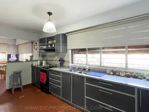 Depto Tipo Casa en Venta al Este