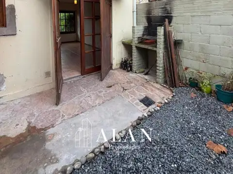 Casa 3 ambientes con 2 baños