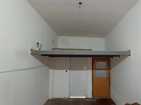 LOCAL COMERCIAL / DEPOSITO
