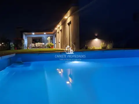 Casa en venta AMOBLADA con pileta. Barrio Santa Lucia. Pilar del Este 100