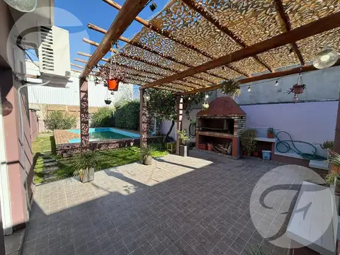 Casa en Venta de 4 dormitorios