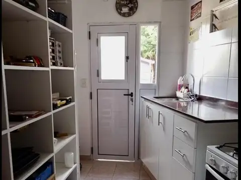 Casa en Venta con 4 cocheras