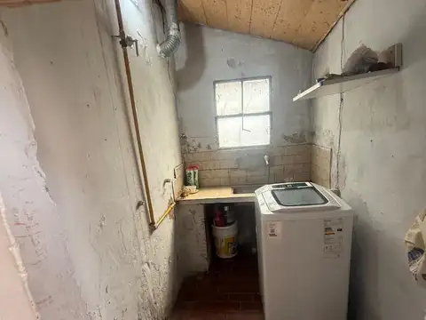 Casa 3 ambientes con 1 baño