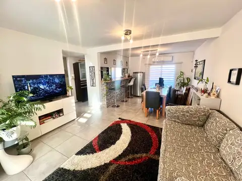 Depto Tipo Casa en Alquiler de 2 dormitorios