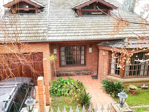 Venta casa Burzaco 5 ambientes apto credito