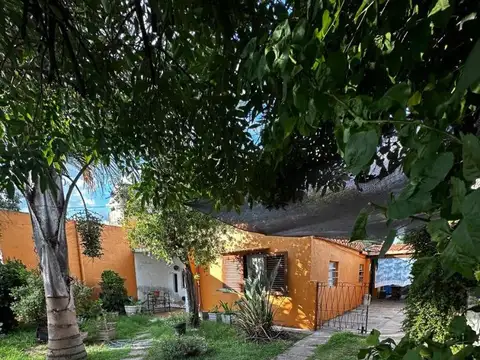 VENTA LOTE CON MEJORAS  VILLA DE MAYO-