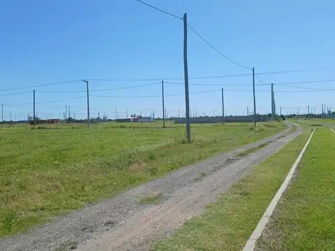 SE VENDEN 2 LOTES COMERCIALES FRENTE RUTA JUAREZ CELMAN