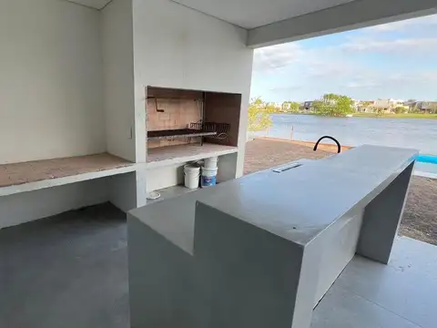 Casa en Venta en Belen De Escobar, USD 450.000