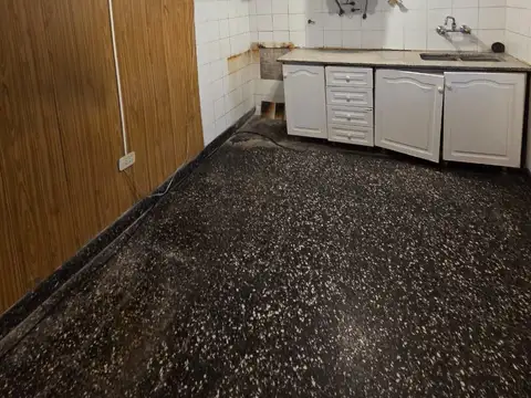 Casa en Venta con 5 cocheras