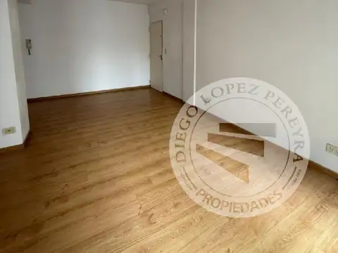 Departamento en Alquiler en Olivos, $ 850.000