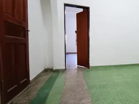 Depto Tipo Casa en Alquiler en Villa Adelina, $ 400.000