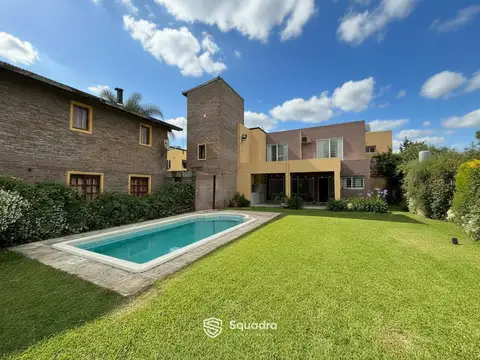 VENTA | PERMUTA - Casa 2 dormitorios, jardín y piscina - Mirador del Rio, Arroyo Seco.