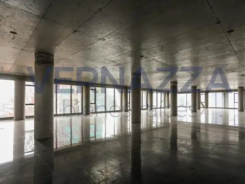 Avenida Caseros 3400