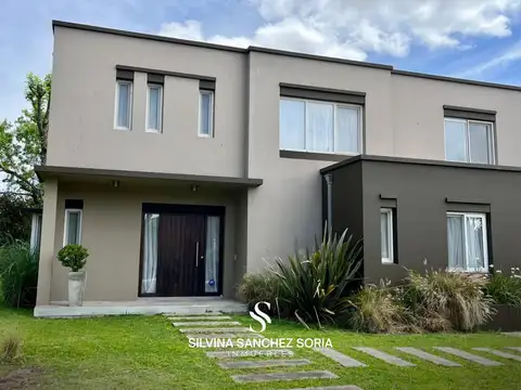 CASA EN VENTA 7 AMBIENTES EN LOS CARDALES COUNTRY CLUB