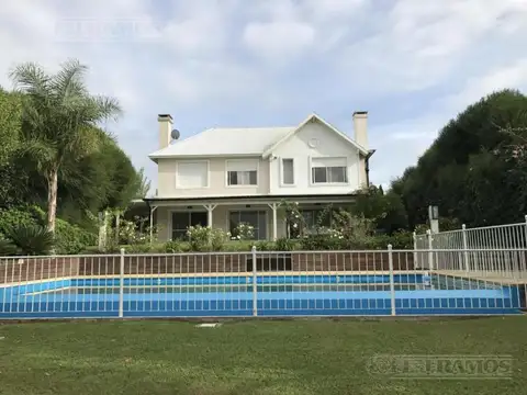 Casa en Alquiler de 4 dormitorios