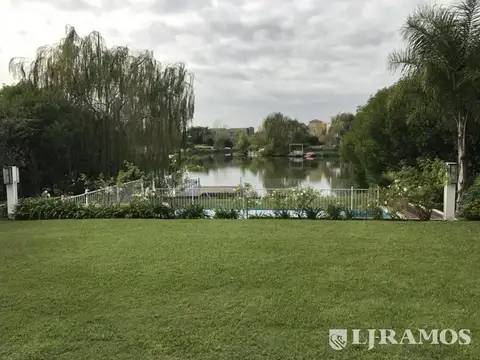 Los Castores - A Laguna