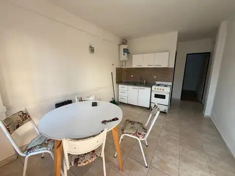 Depto Tipo Casa en Alquiler de 1 dormitorio