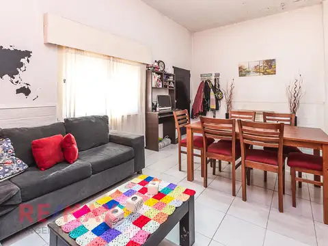 Depto Tipo Casa en Venta de 3 ambientes
