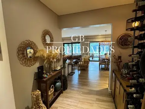 Casa en Alquiler en Los Pilares, USD 1.500