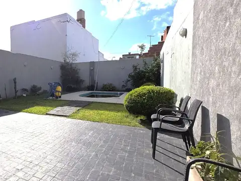 Venta Casa Piscina.Coch.Jardin.Parque Avellaneda