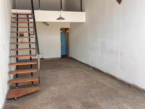 Local en Venta 35 años