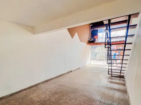 Local en Venta 35 años