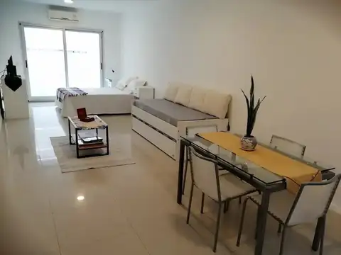 Monoambiente Con Balcón Y Cochera
