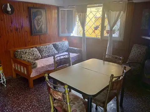 Depto Tipo Casa en Venta 46 años