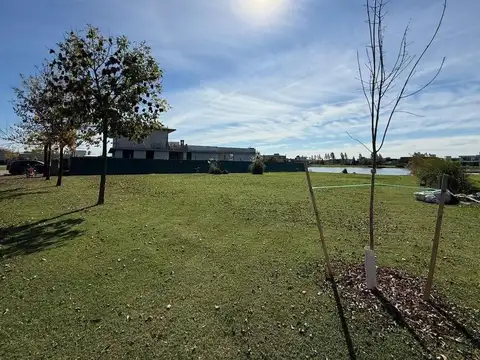 Terreno en Venta en Terravista, USD 300.000