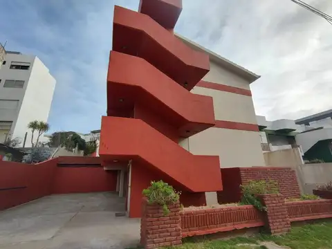 DEPARTAMENTO VENTA 4 AMB CON COCHERA VILLA GESELL