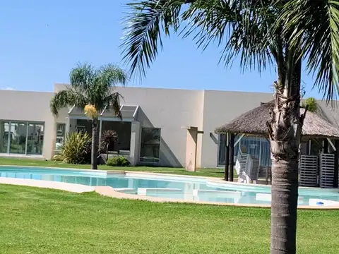 Terreno en Venta en La Alameda, USD 39.500