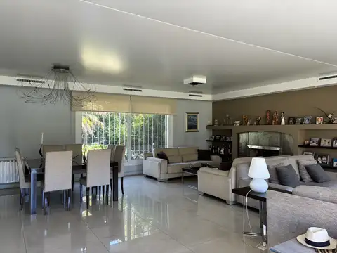 Casa en Venta en Lomas de San Isidro, USD 850.000