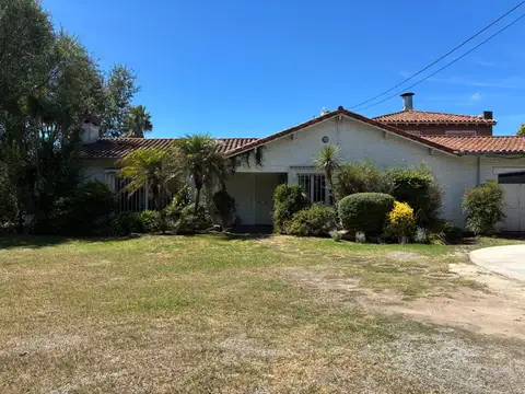 CARLOS TEJEDOR 875