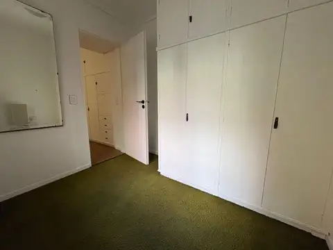 Casa en Alquiler con 1 cochera