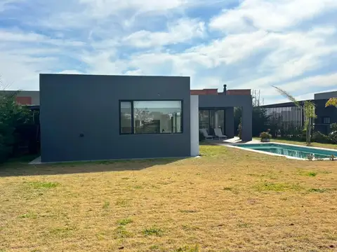 Casa en Venta en San Sebastián, USD 219.000