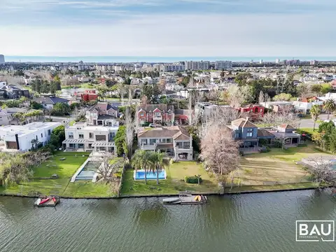 av de los lagos 5800