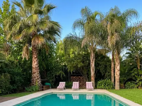 Casa en venta en Barrio La Peregrina, Pilar, GBA Norte - 4 ambientes