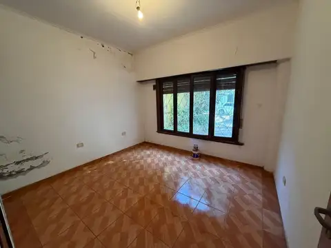 P.H. Tipo Casa al Frente
