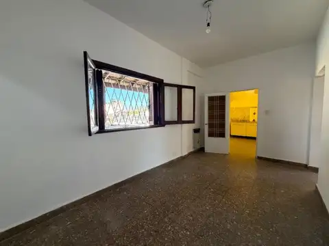 Venezuela 2043 , Piso 1