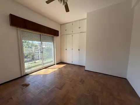 Depto Tipo Casa en Alquiler 56 años