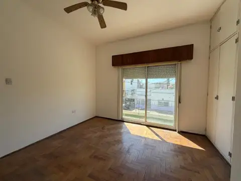 Depto Tipo Casa en Alquiler de 2 dormitorios