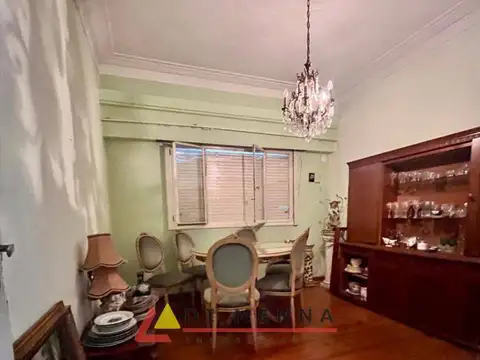 Depto Tipo Casa en Venta en Villa del Parque, USD 170.000