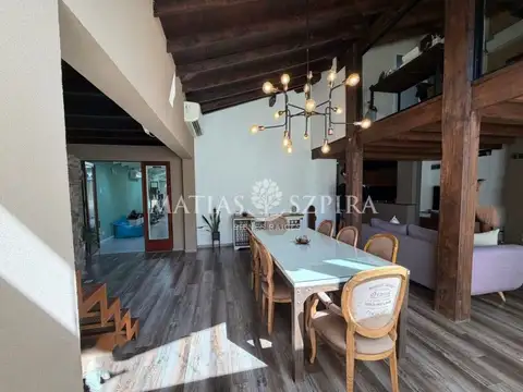 VENTA CASA MINIMALISTA CON JARDIN ITUZAINGO NORTE